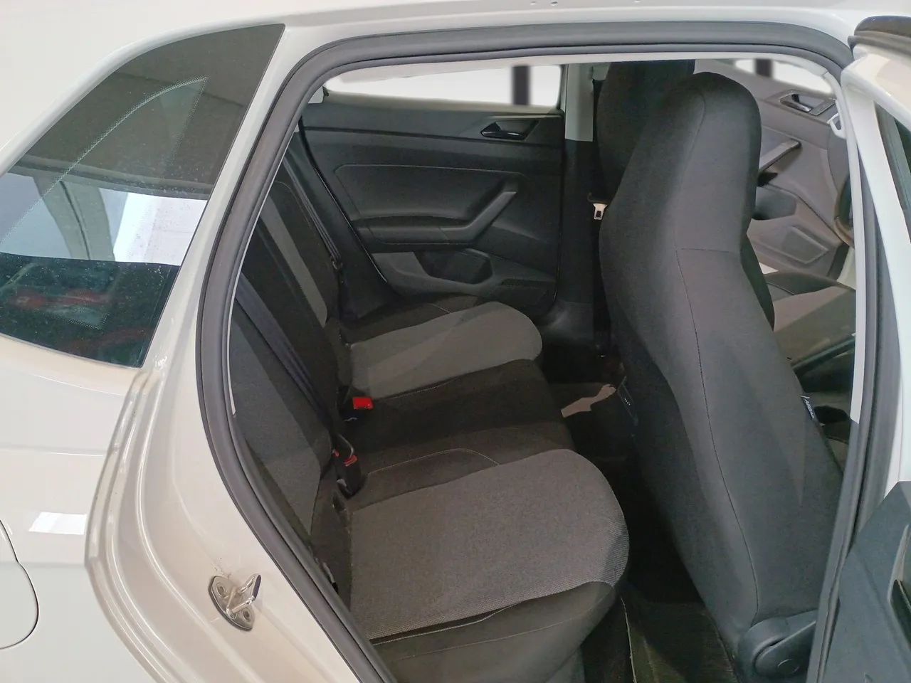 Volkswagen Polo Comfortline TSI 1.0 Flex 12V Aut., foto 13 de 15