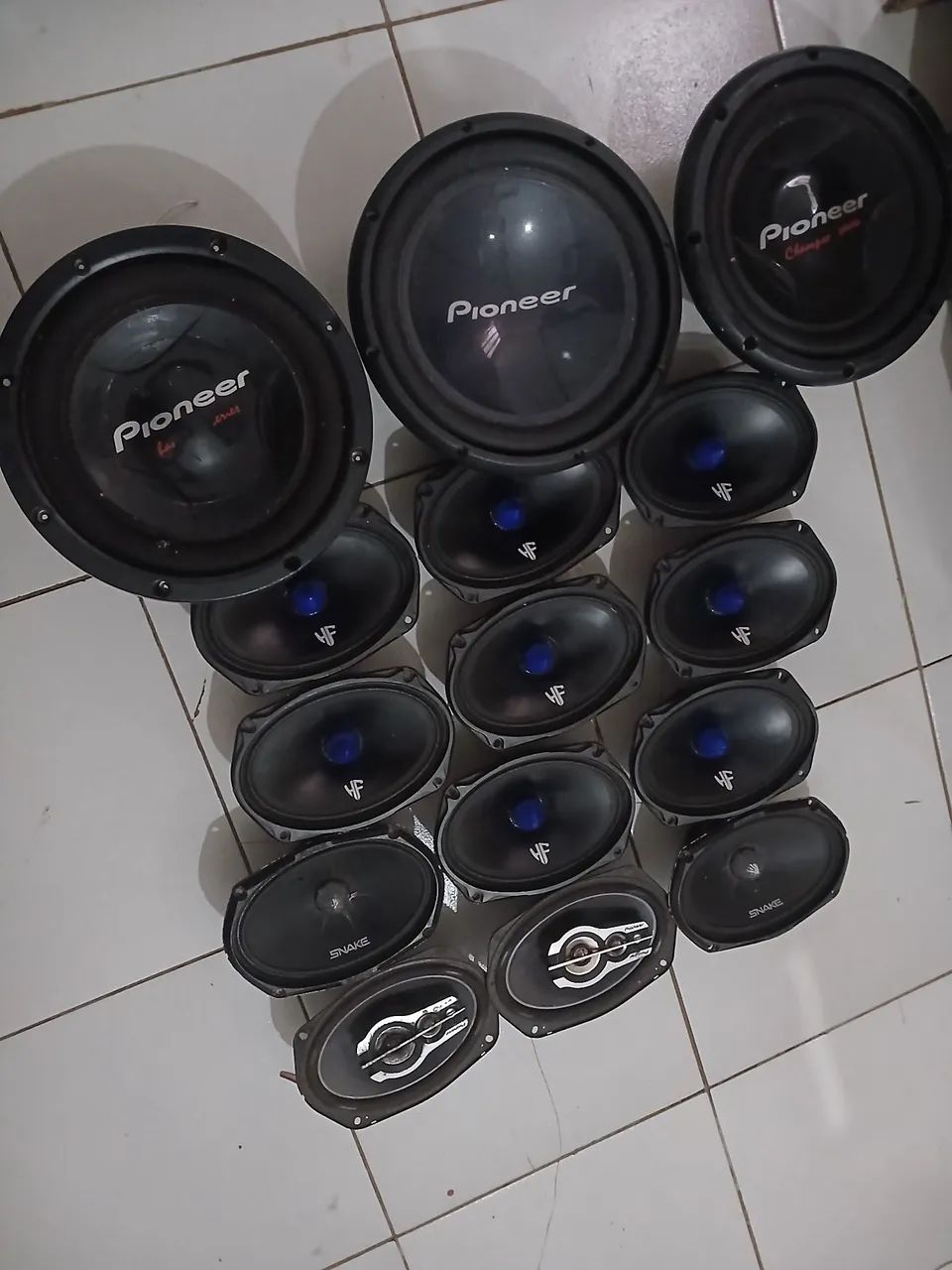 Vendo som automotivo 