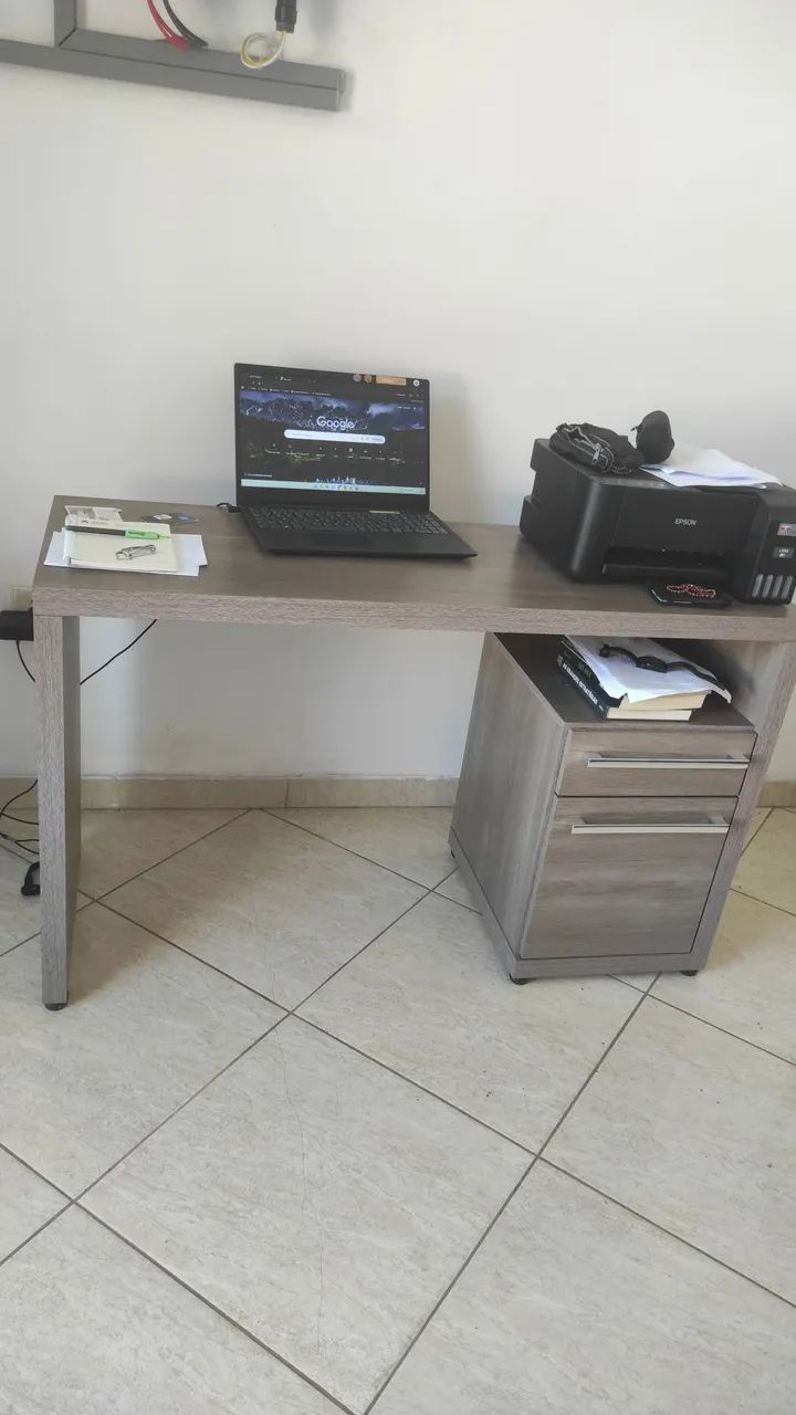 Vendo Mesa de Madeira MDF