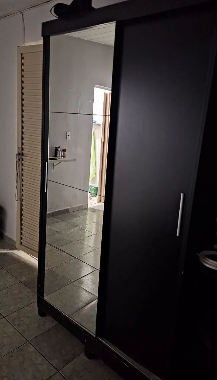 Guarda roupa solteiro 