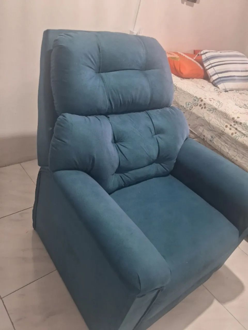 Vendo poltrona do papai nova  - Foto 2