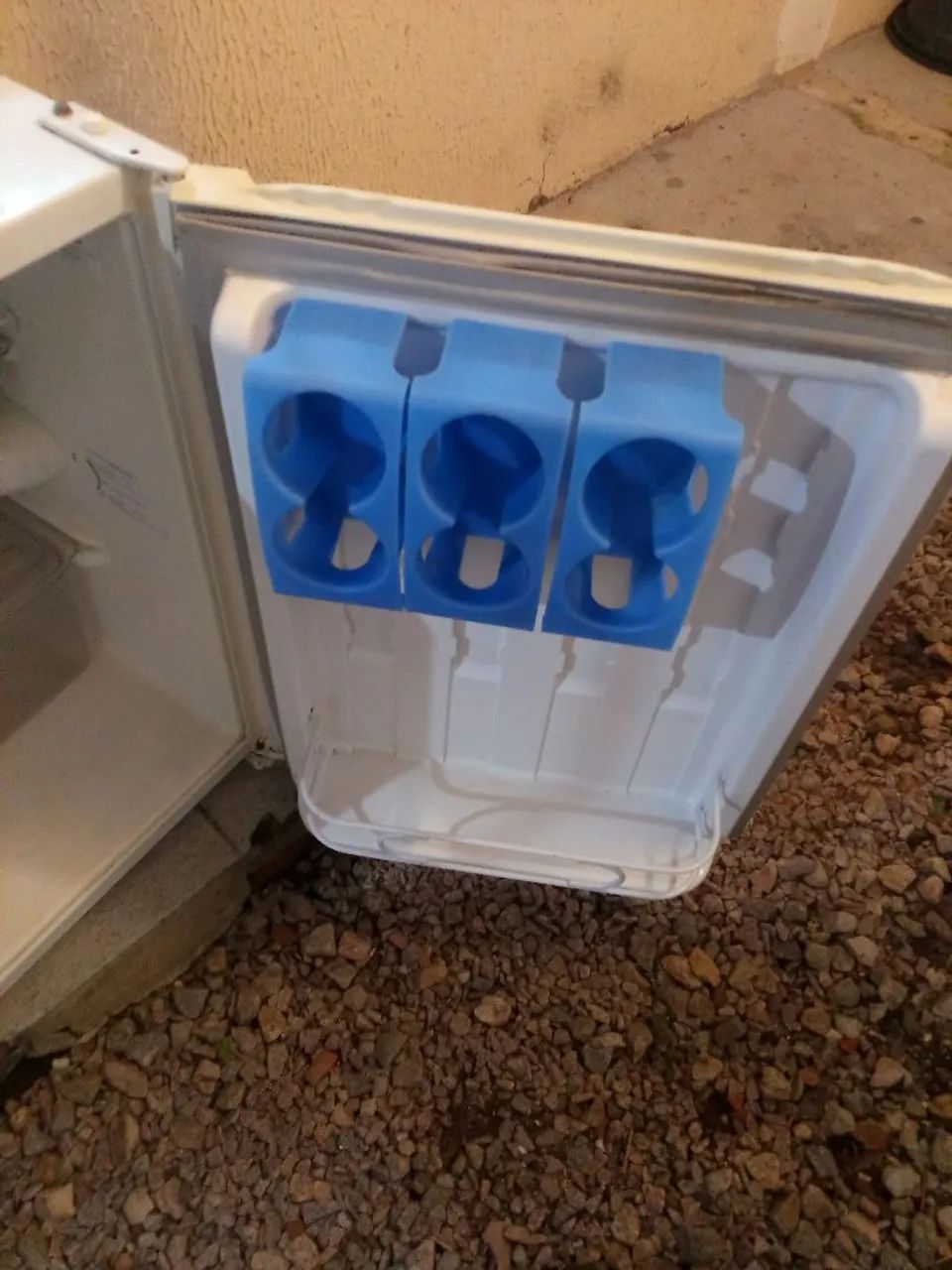FRIGOBAR CONSUL 80 L - Foto 2