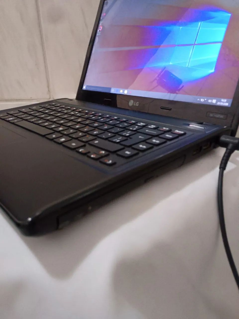 Notebook LG i3 com 6Gb de RAM  - Foto 3