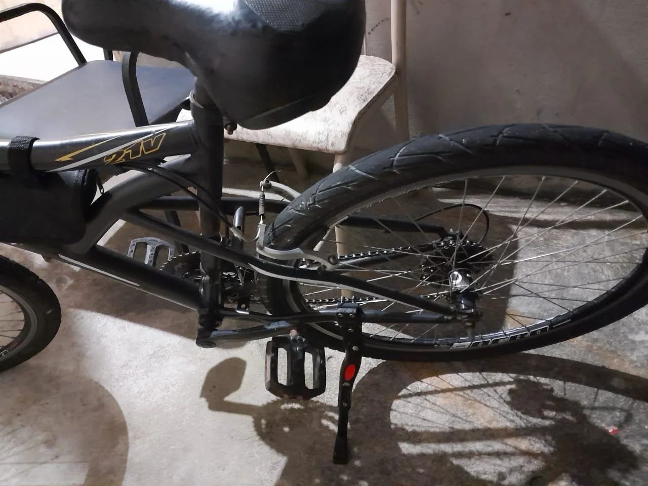 Bicicleta aro 26 em perfeito estado no precinho  - Foto 2