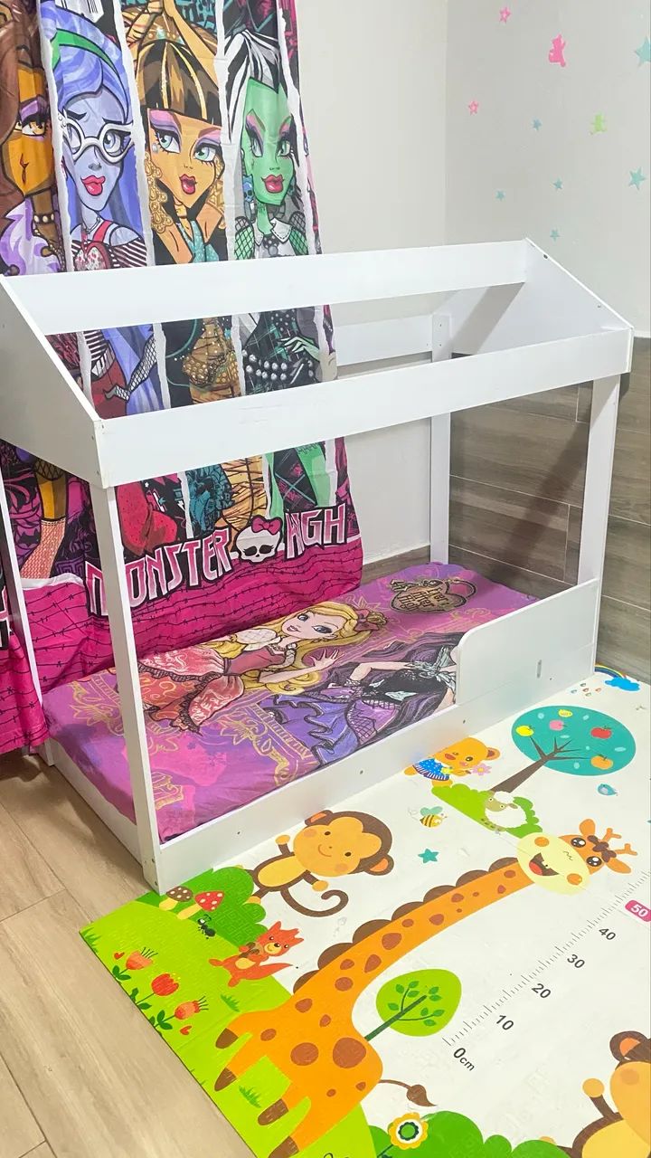 Cama casinha infantil com colchão