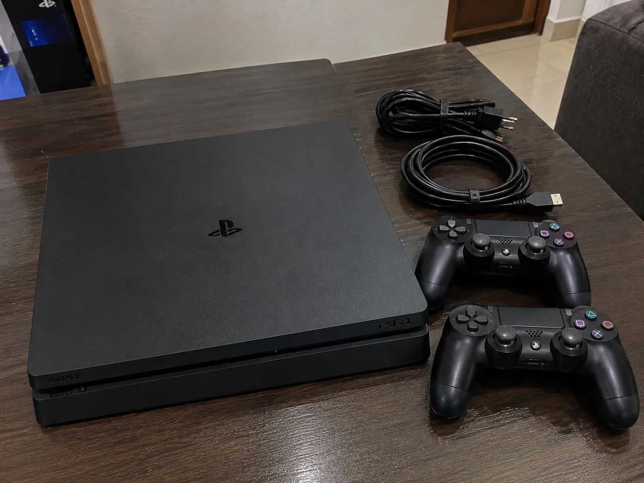 PS4 slim