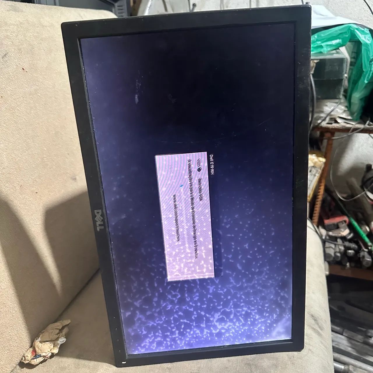 Monitor Dell usada com defeito não tem base carcaça quebrada 