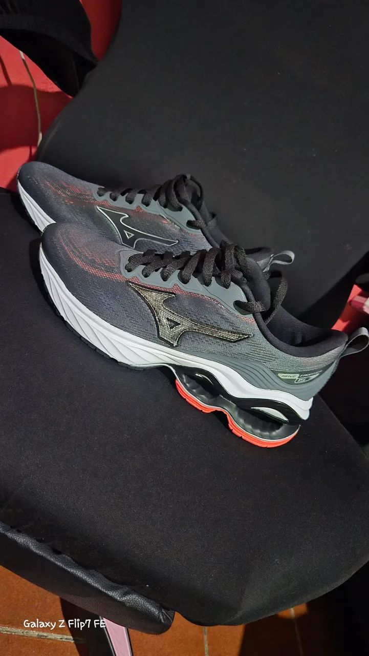 Mizuno frontier 15