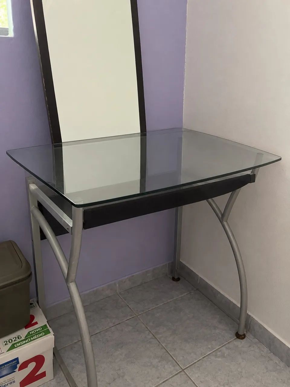Escrivaninha De Vidro