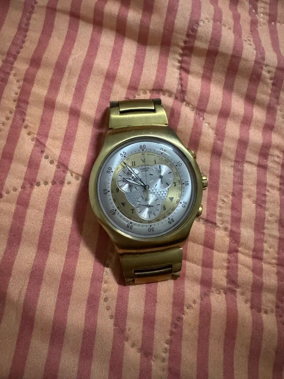 Swatch série ouro 