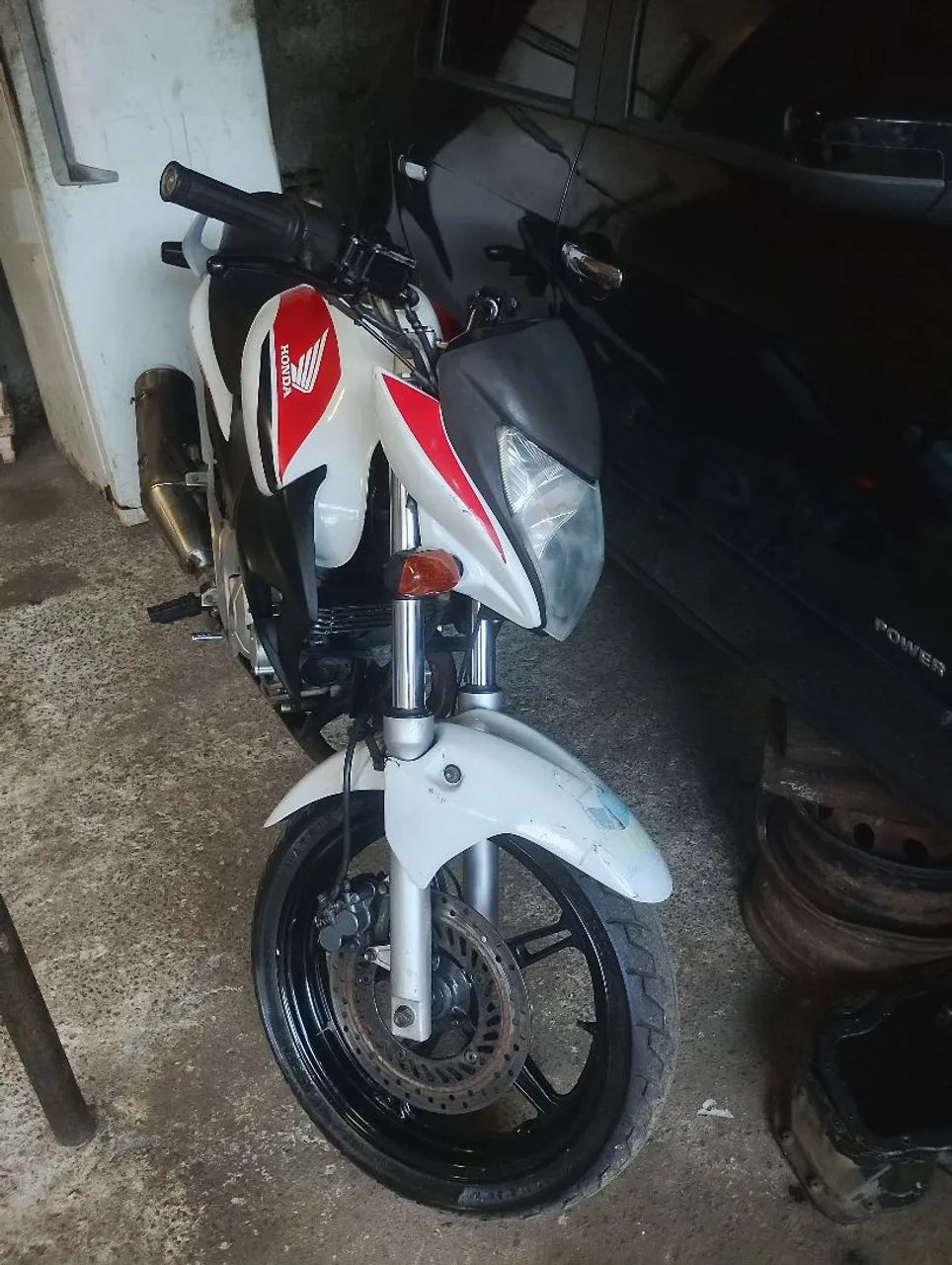 Cb 300