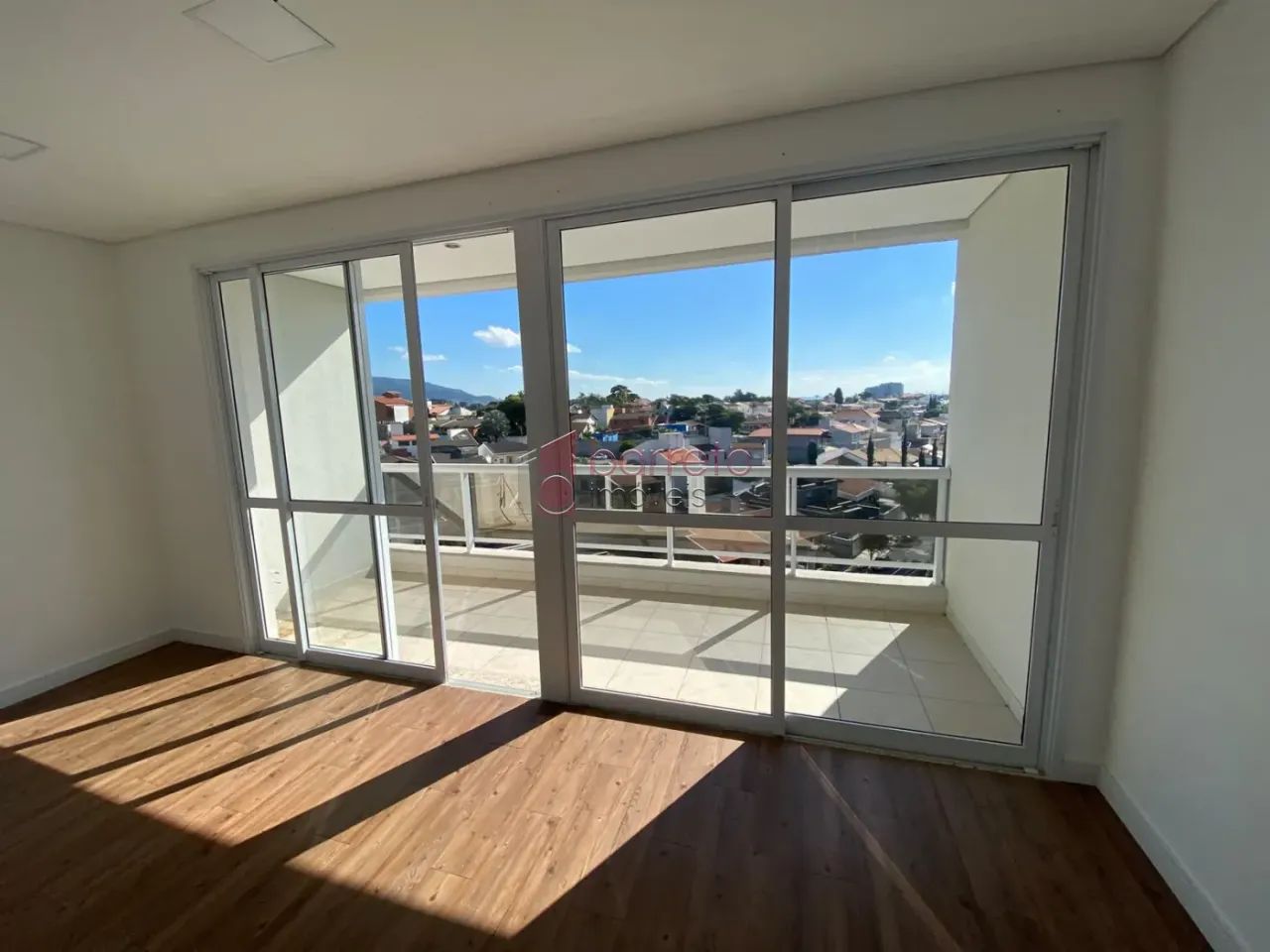 SALA COMERCIAL PARA LOCAÇÃO NO EDIFÍCIO NINE OFFICE BOUTIQUE - JUNDIAÍ/SP