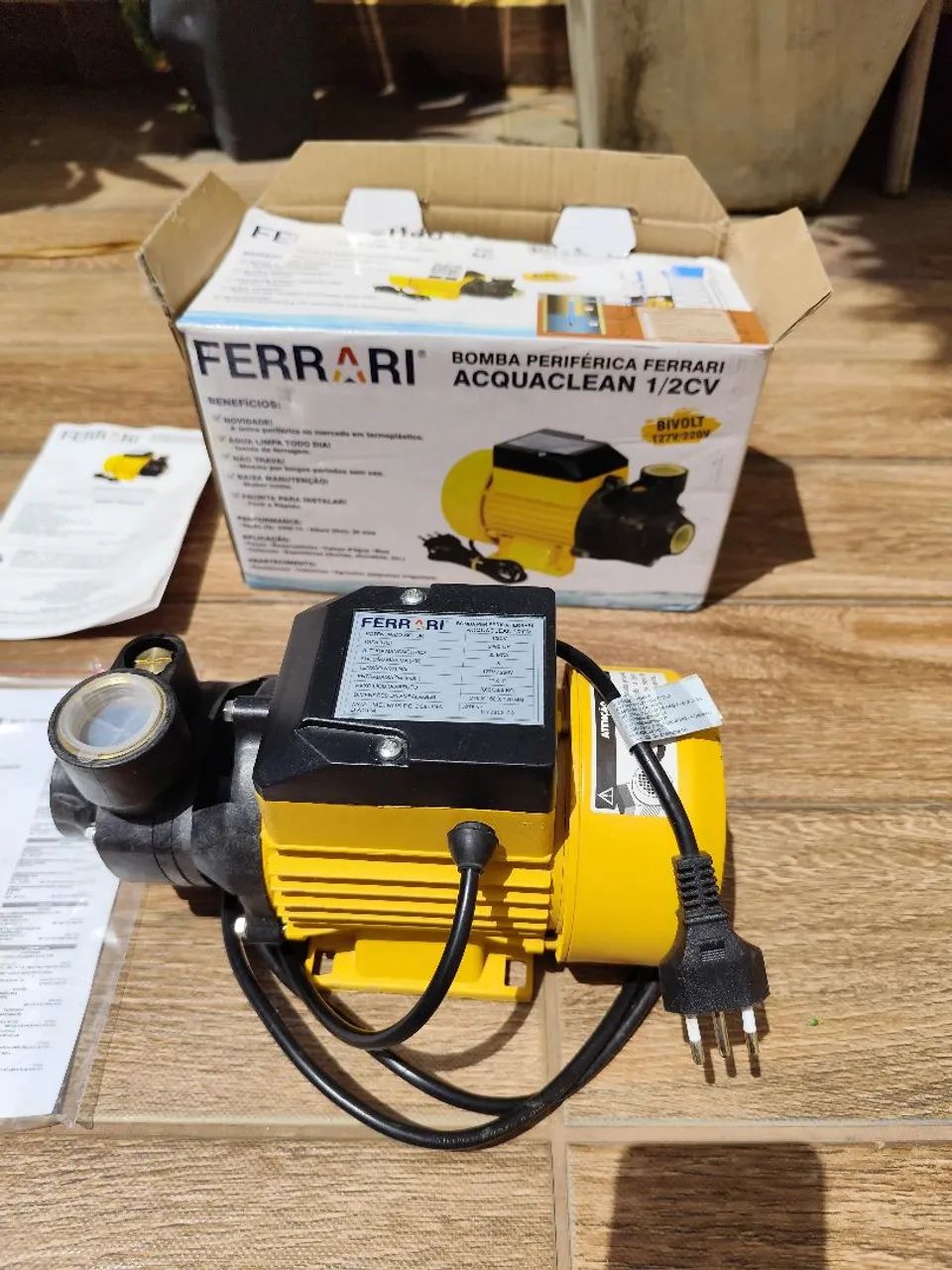 Bomba d'água periférica FERRARI 
