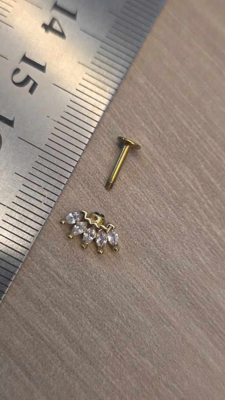 Brinco tipo Piercing indiano dourado - Foto 3