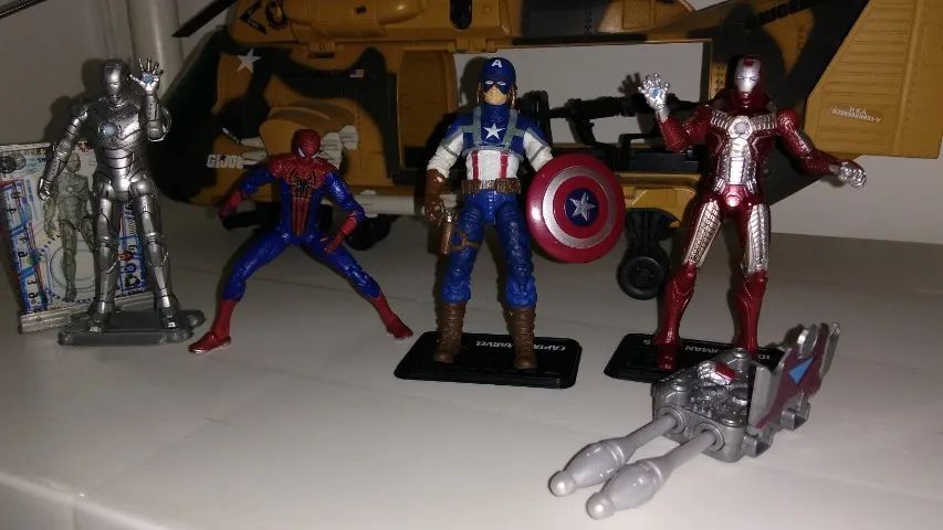 4-PACK MOVIE HEROES. Action figures de 3,75"