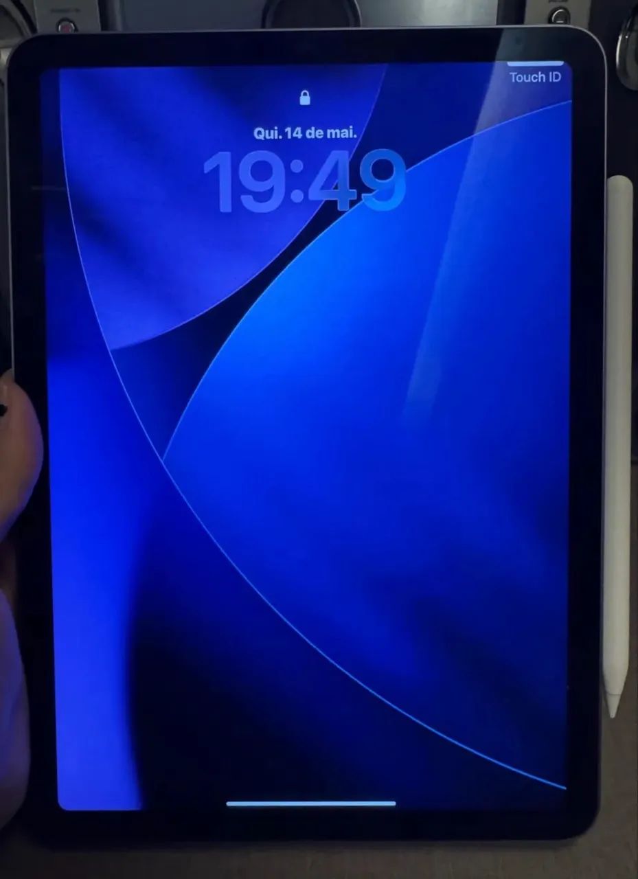 iPad Air 5 (M1) lilás 256gb com Apple Pencil Pro original