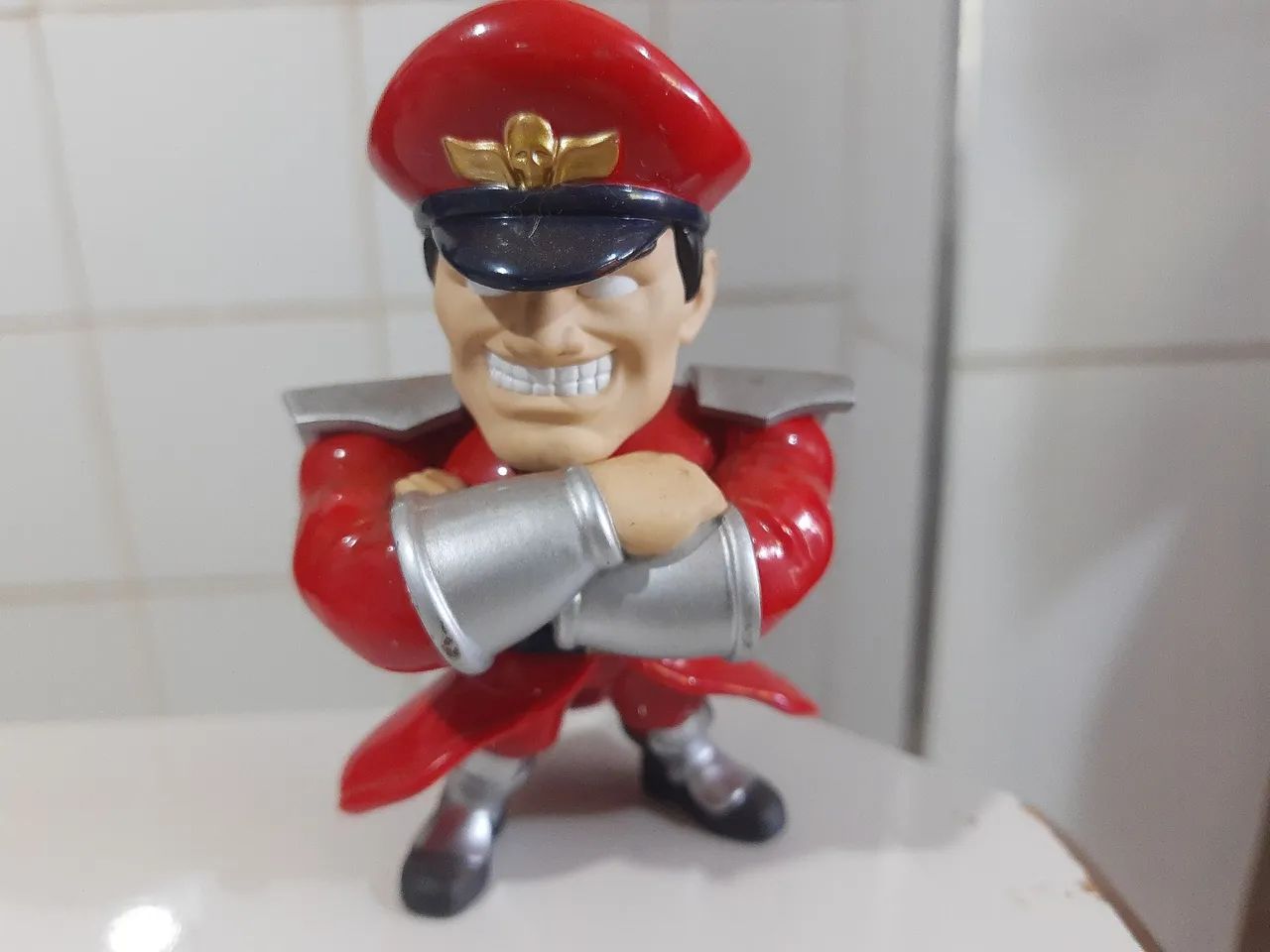 Miniatura street fighter Bison Metal