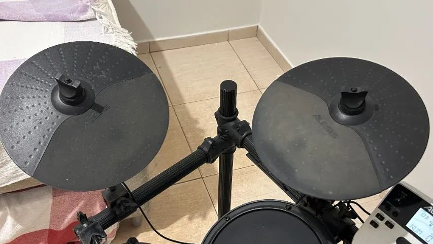 Bateria Eletrônica ALESIS DM7X - Foto 4