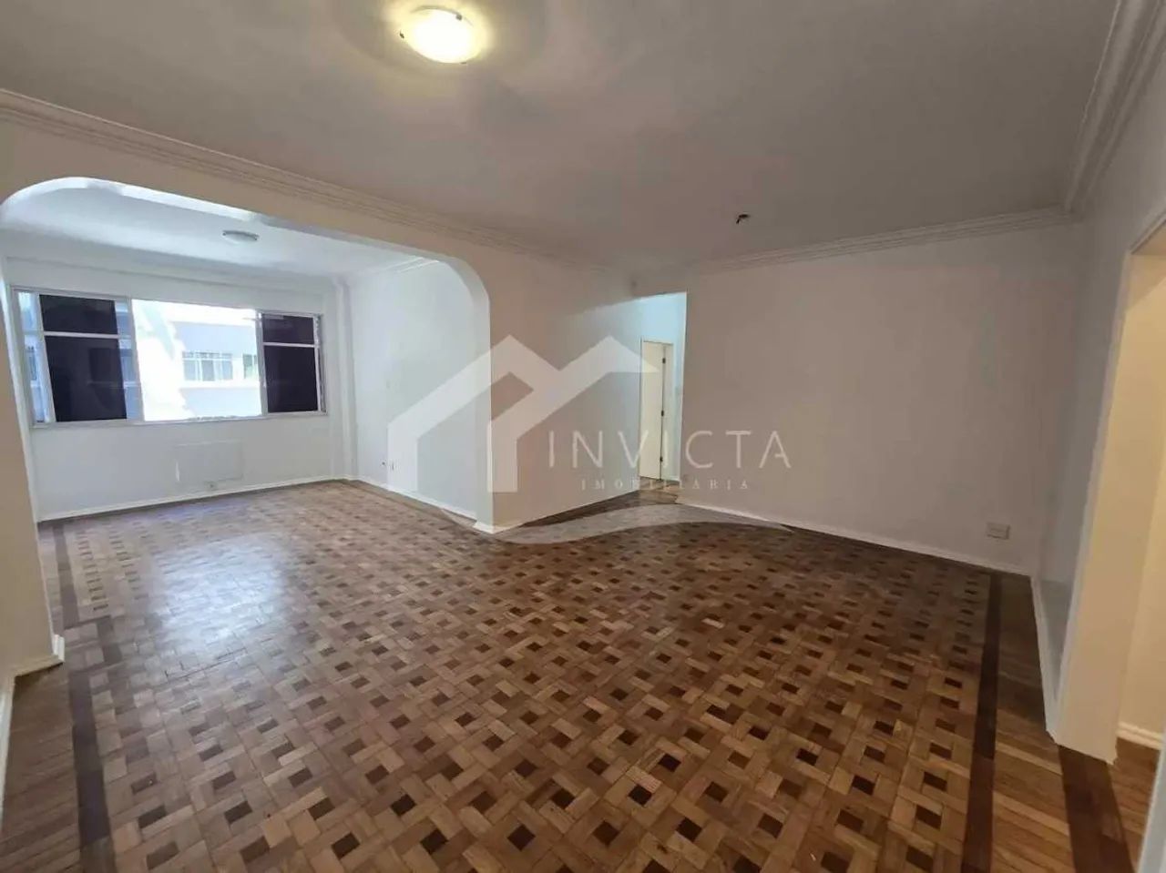 EXCELENTE 3 QUARTOS A 150 METROS DA PRAIA