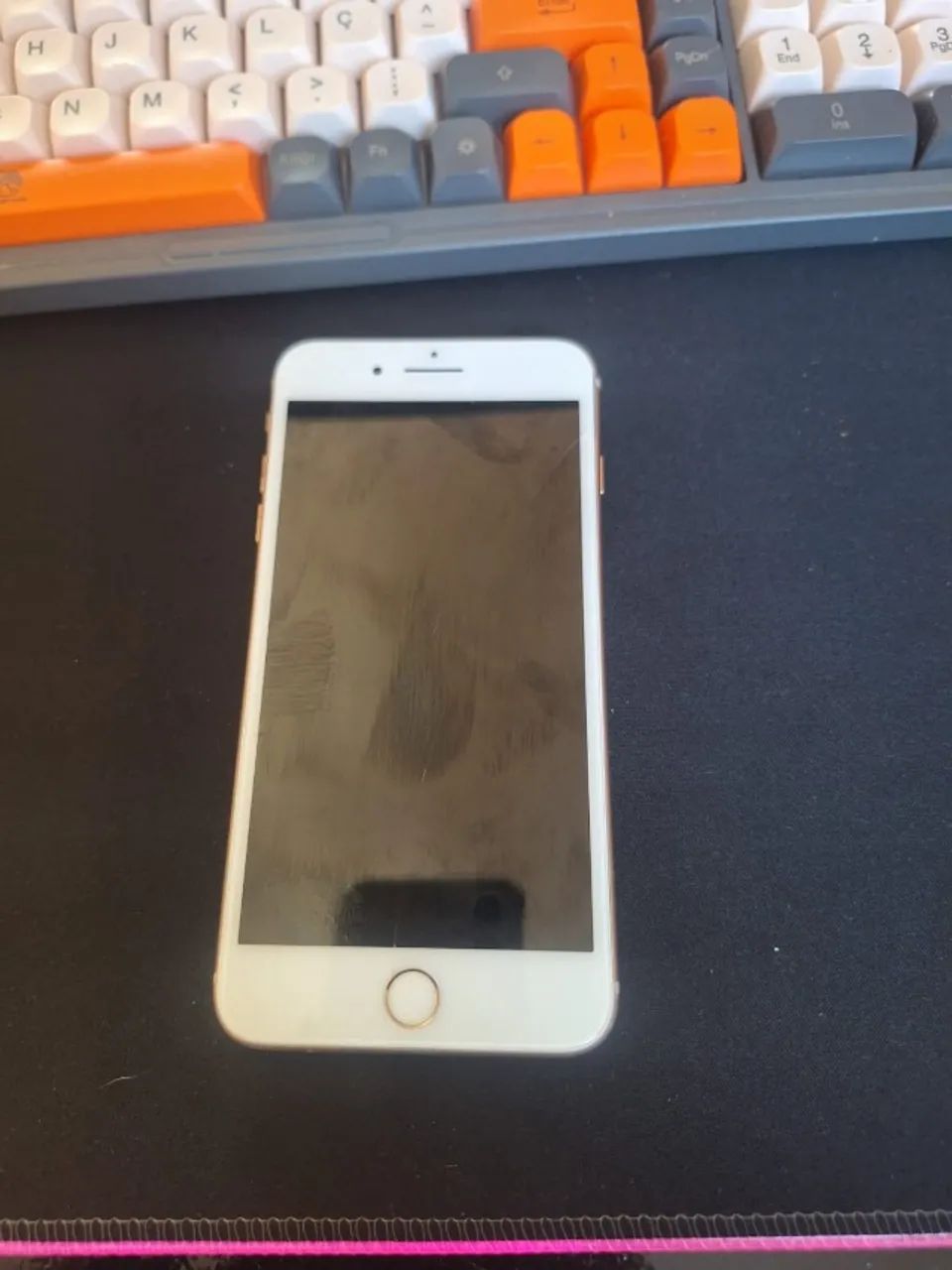 iPhone 8 Plus (Para Retirada de Peças ou Conserto) - Foto 2