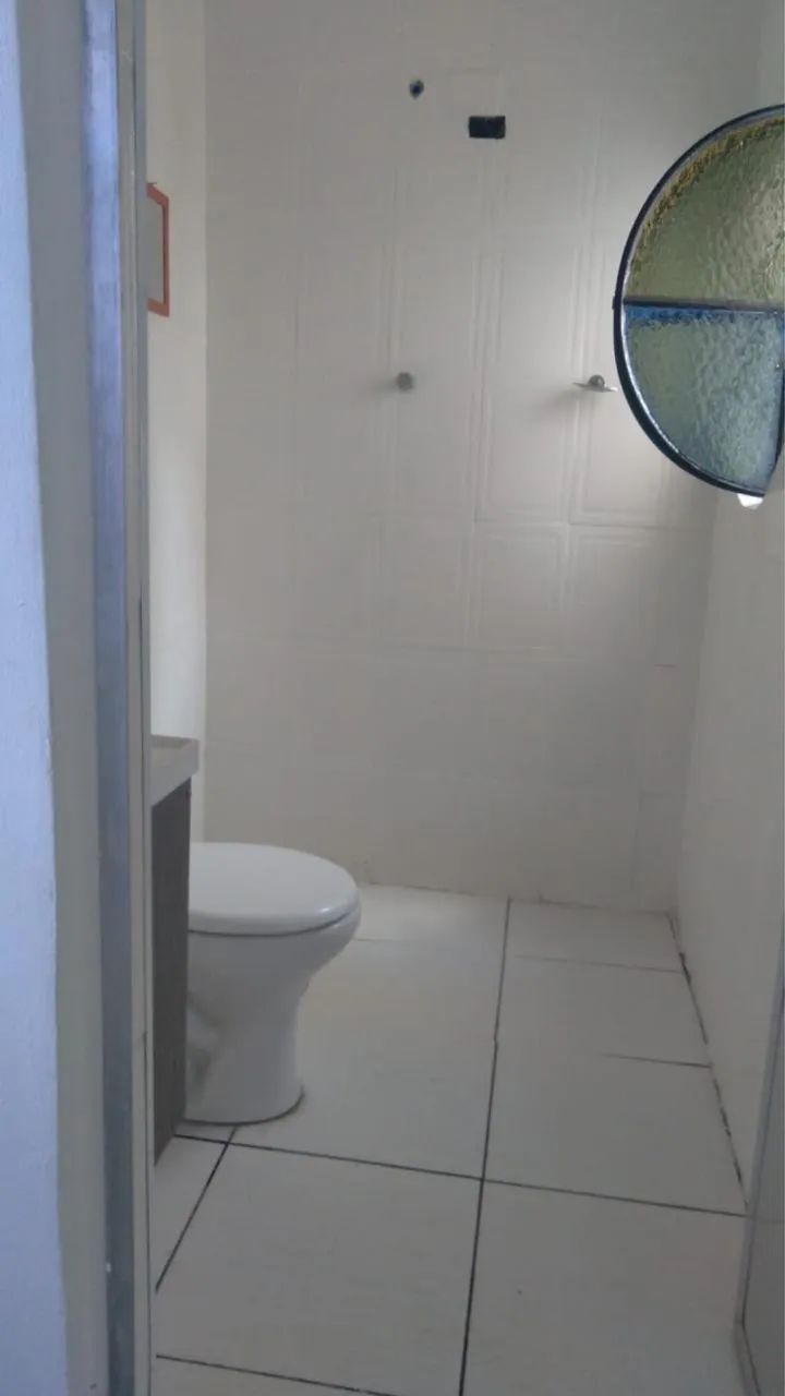 Aluga se casa 3 cômodos  - Foto 5