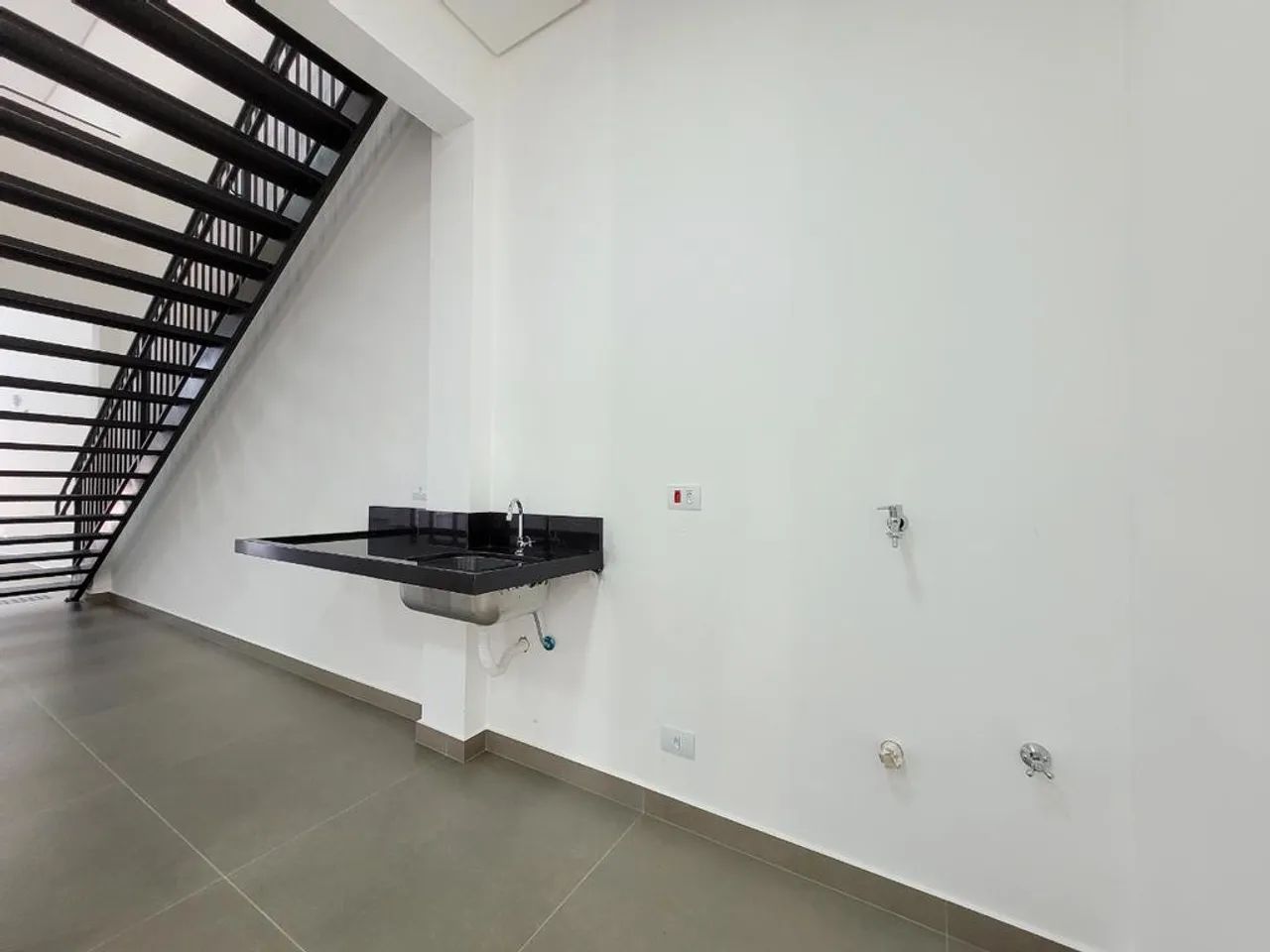 Sala para alugar em Maringá, Zona 04, com 199 m² - Foto 5