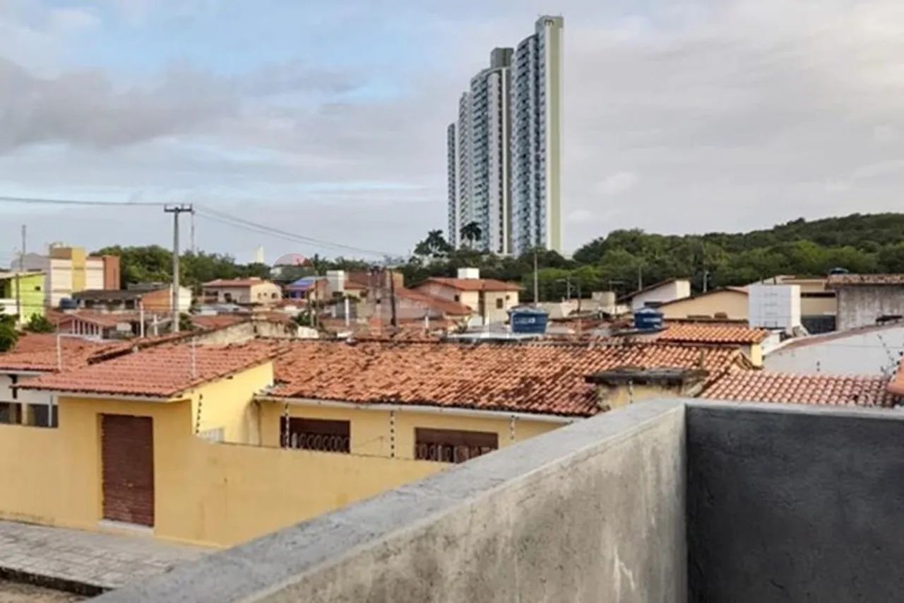Apartamento com suíte semi mobiliada em Ponta Negra - Foto 4