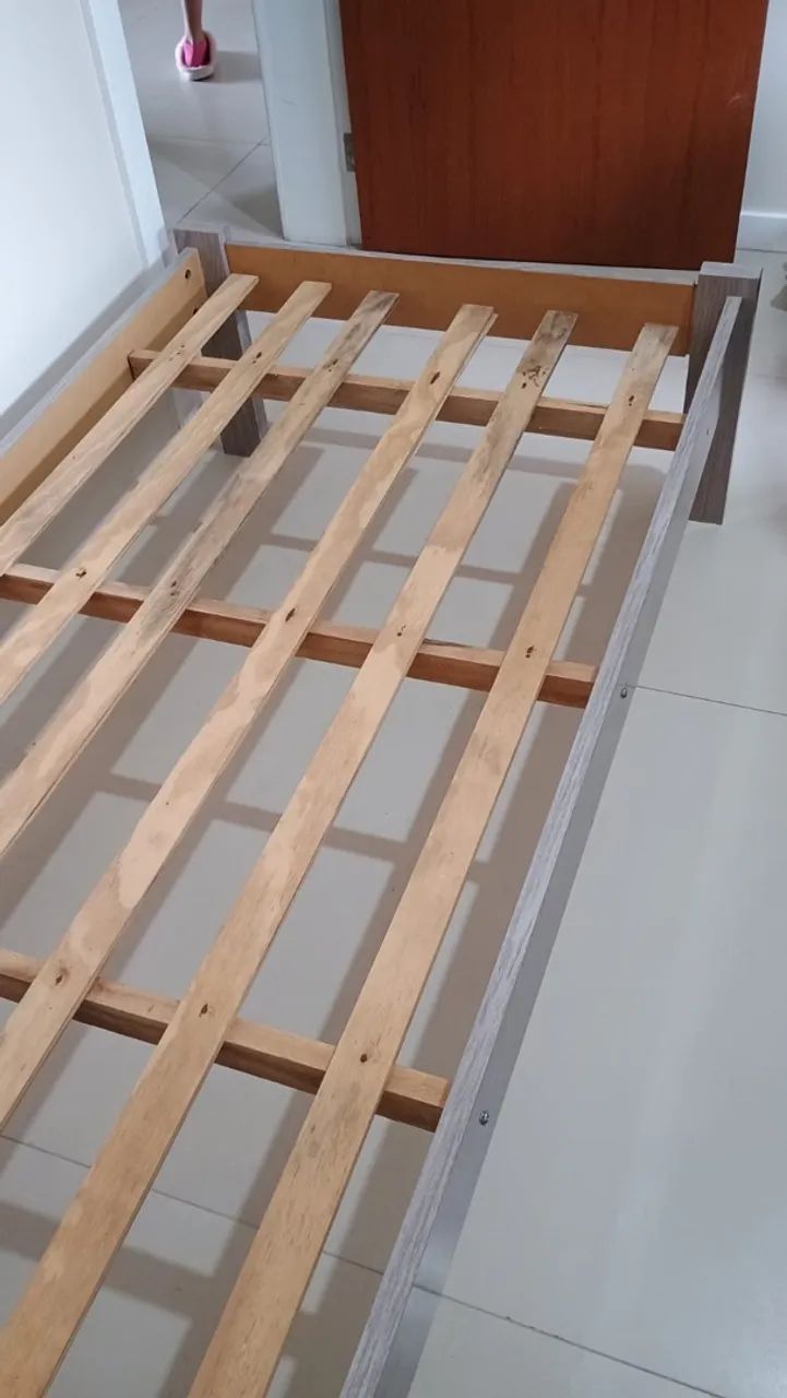 DOAÇÃO - cama de solteiro - Foto 3