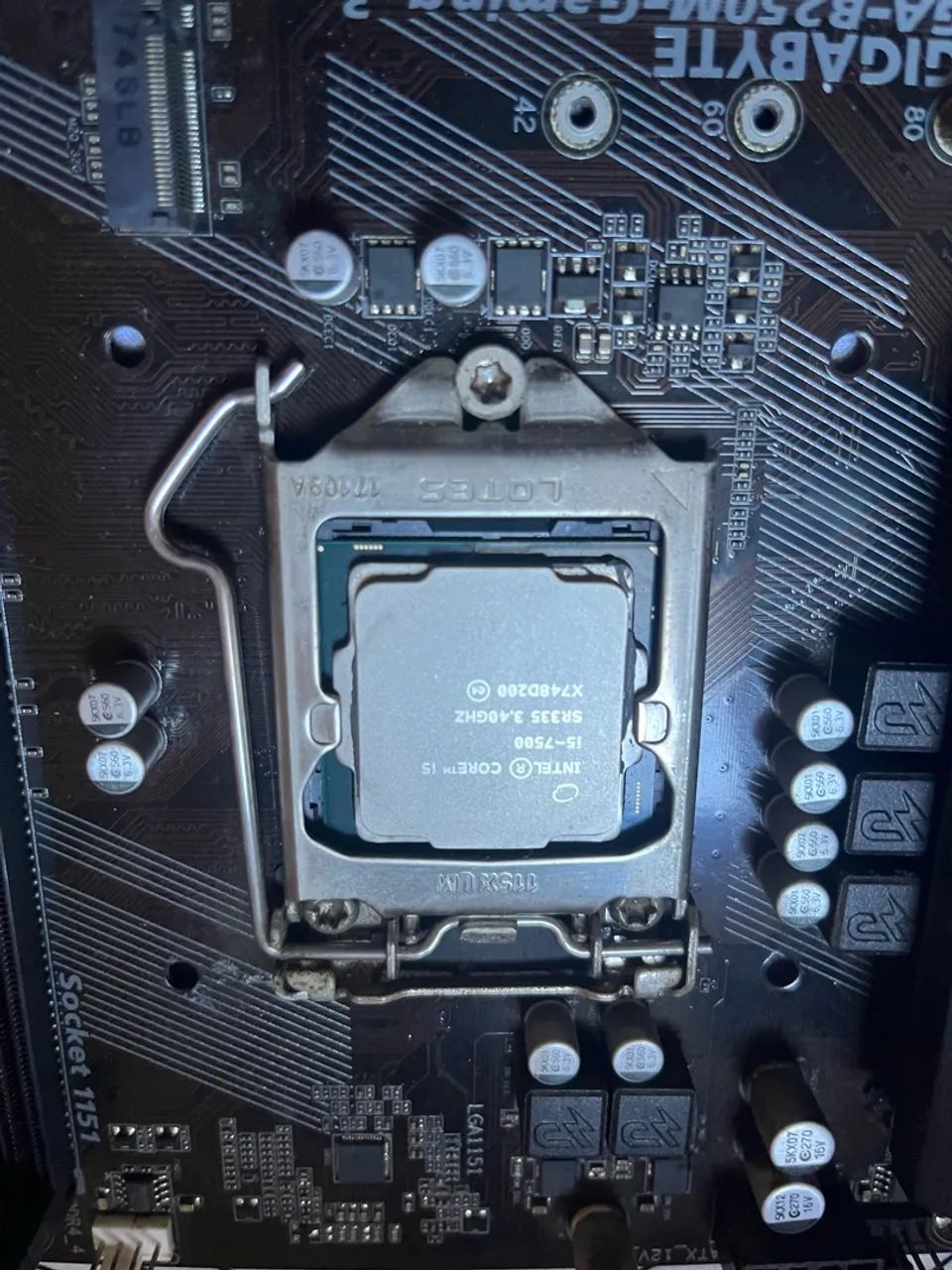 VENDO B250M GAMING 3 + I5 7500!!! - Foto 5