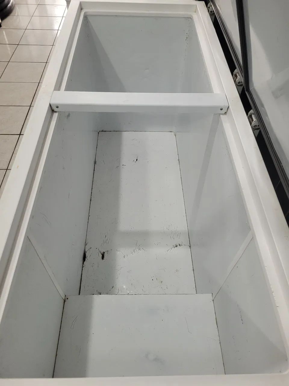 Freezer com tampa de inox  - Foto 4