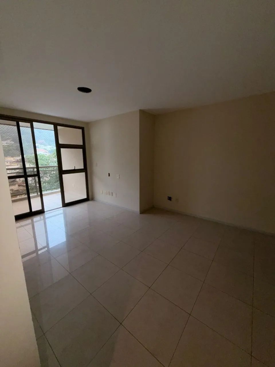 Otimo apto em S Francisco -Niterói 2 quartos - Foto 4