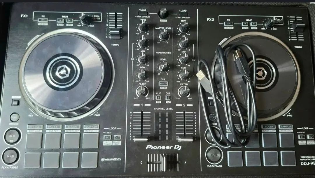 Controladora Ddj Rb