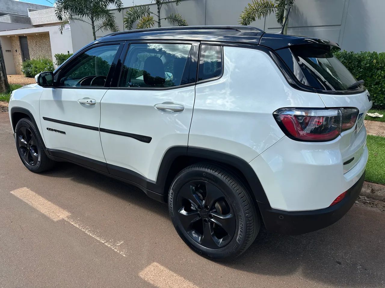Jeep Compass Longitude 2.0 4X2 Flex 16V Aut. 2020 - Foto 2