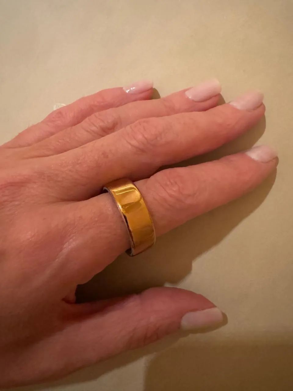 Oura Ring 4 - Gold Rose - tamanho 9 - Foto 3