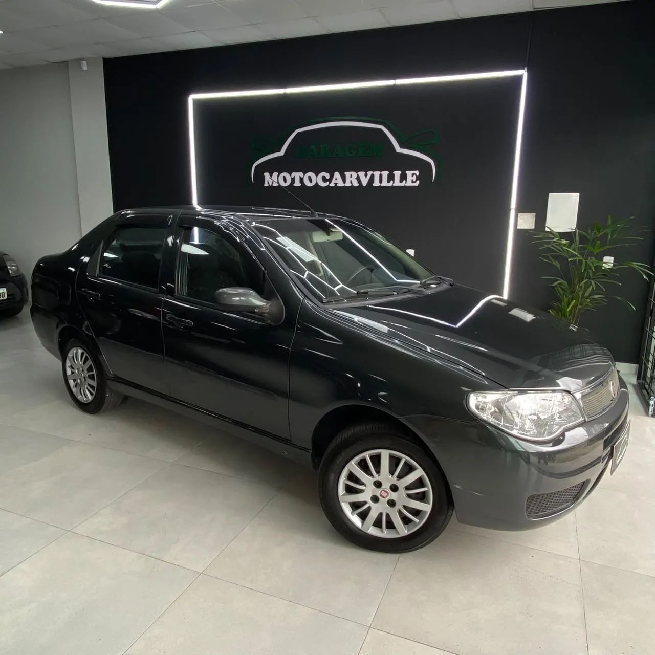 Fiat Siena Siena HLX 1.8 mpi Flex 8V 4p 2006