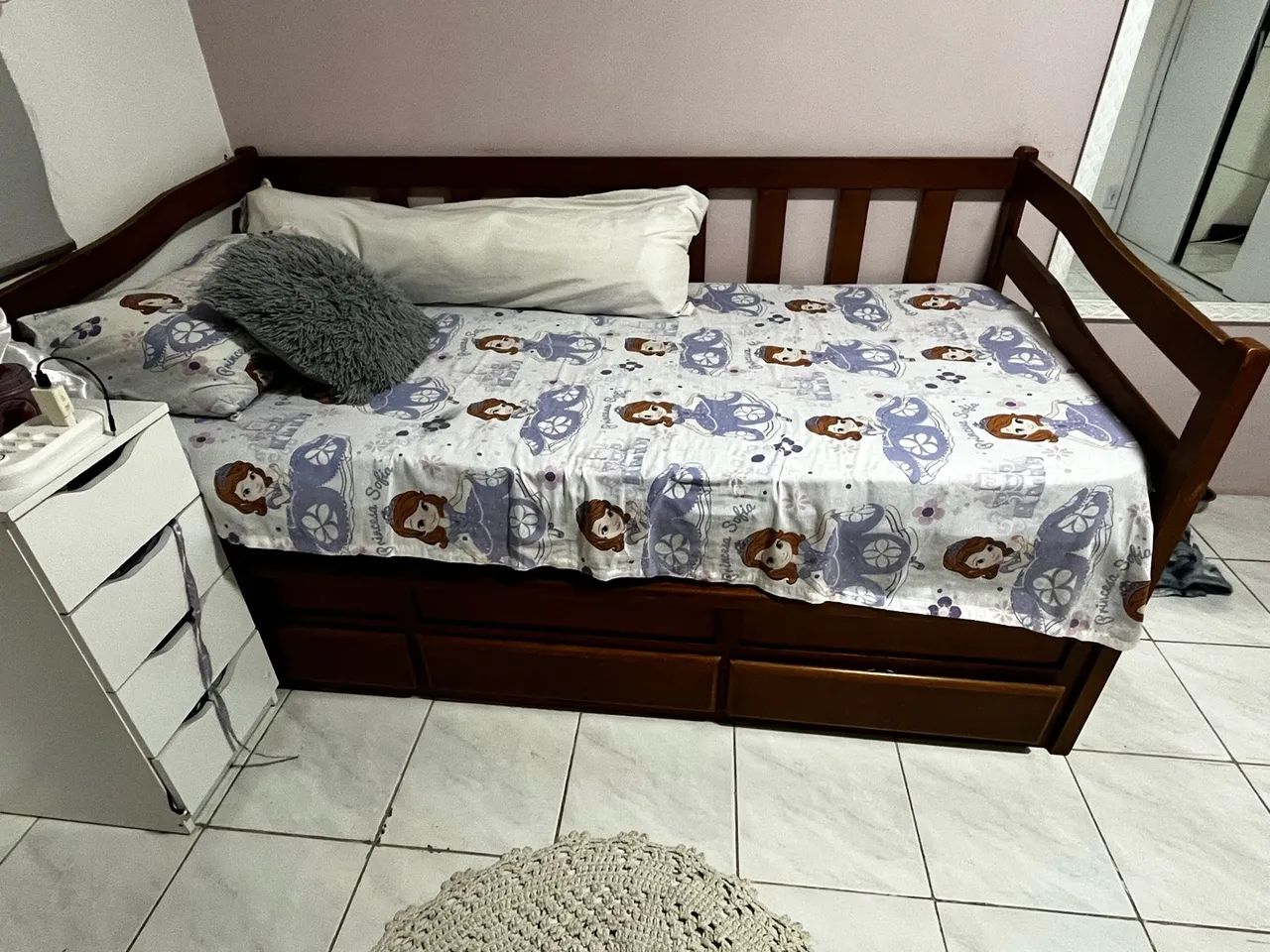 Cama de madeira verdadeira - Foto 3