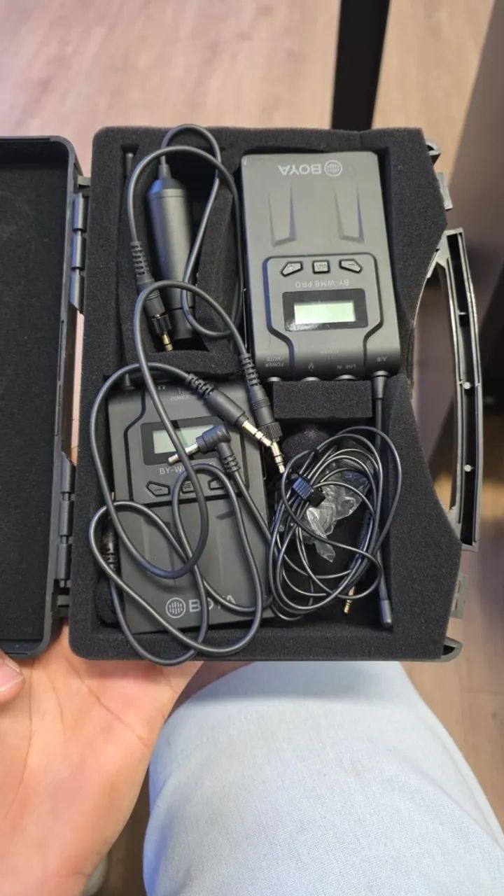 Microfone Lapela Sem Fio BOYA BY-WM8 Pro - Kit Completo