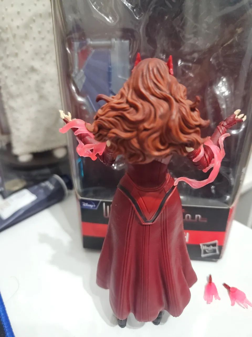 Feiticeira Escarlate Wanda Vision Witch Marvel Legends Completa - Foto 2