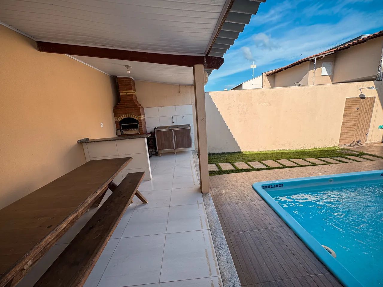 Casa com 3 quartos e piscina  - Foto 4