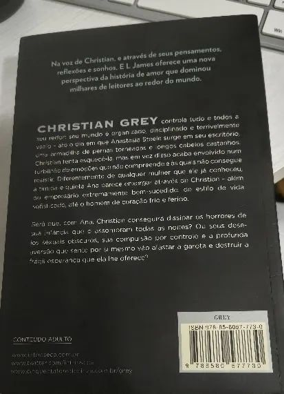 Livro: Grey - Cinquenta Tons de Cinza - Foto 2