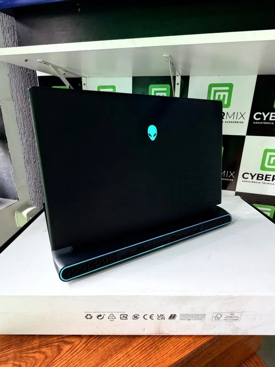 NOTEBOOK ALIENWARE DELL   M15-R7