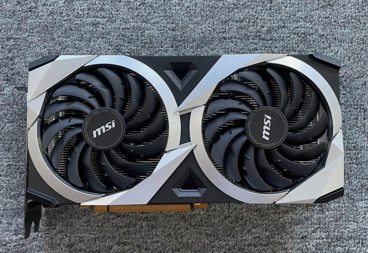 Placa de vídeo amd 6700xt mech 