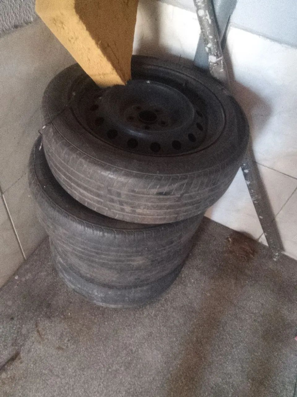 Peca de carro rodas 16 