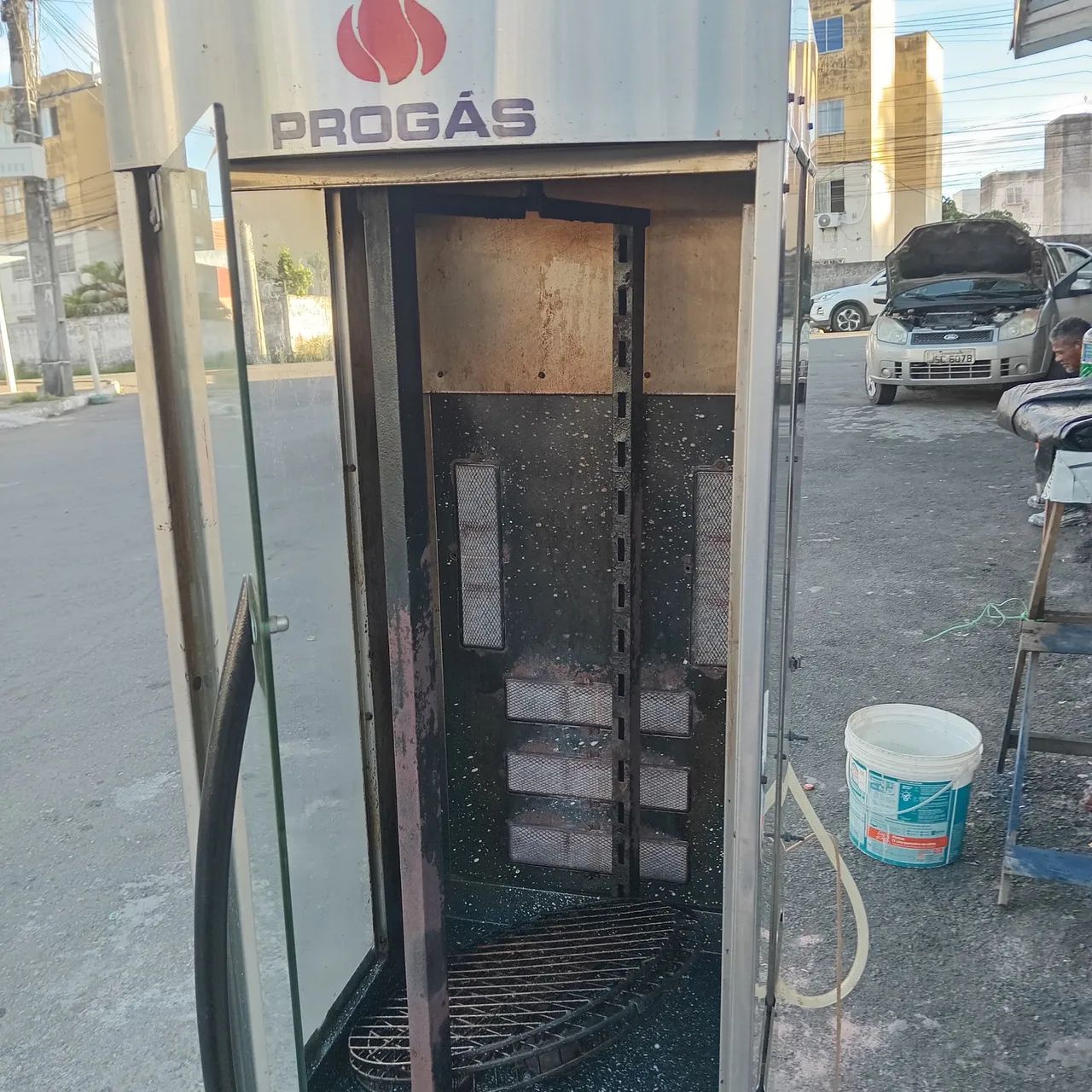 Oportunidade  máquina de assar Frango 
