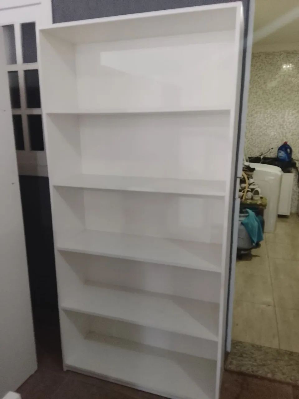 Estantes em MDF para comercio - Foto 2