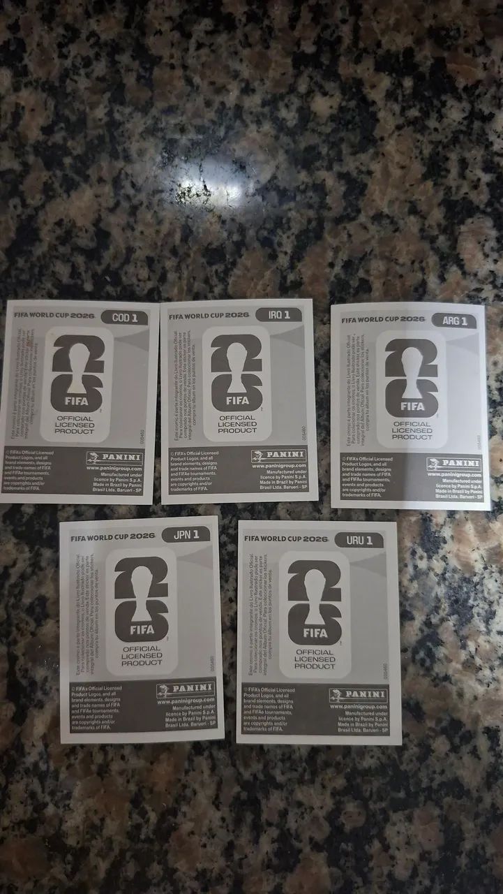 Escudos, figurinhas da copa - Foto 2