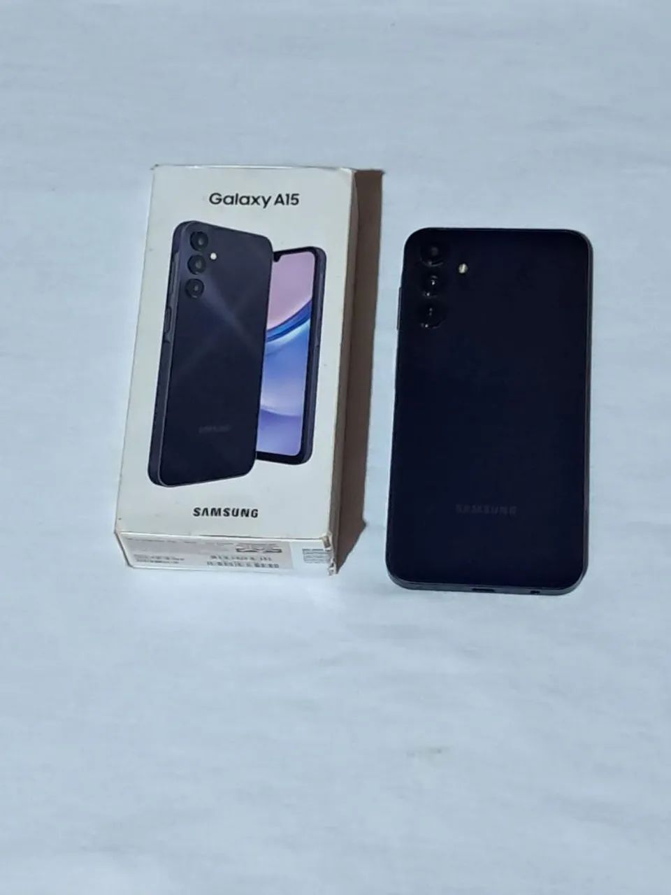 Vende-se celular Galaxy A15 - Foto 2