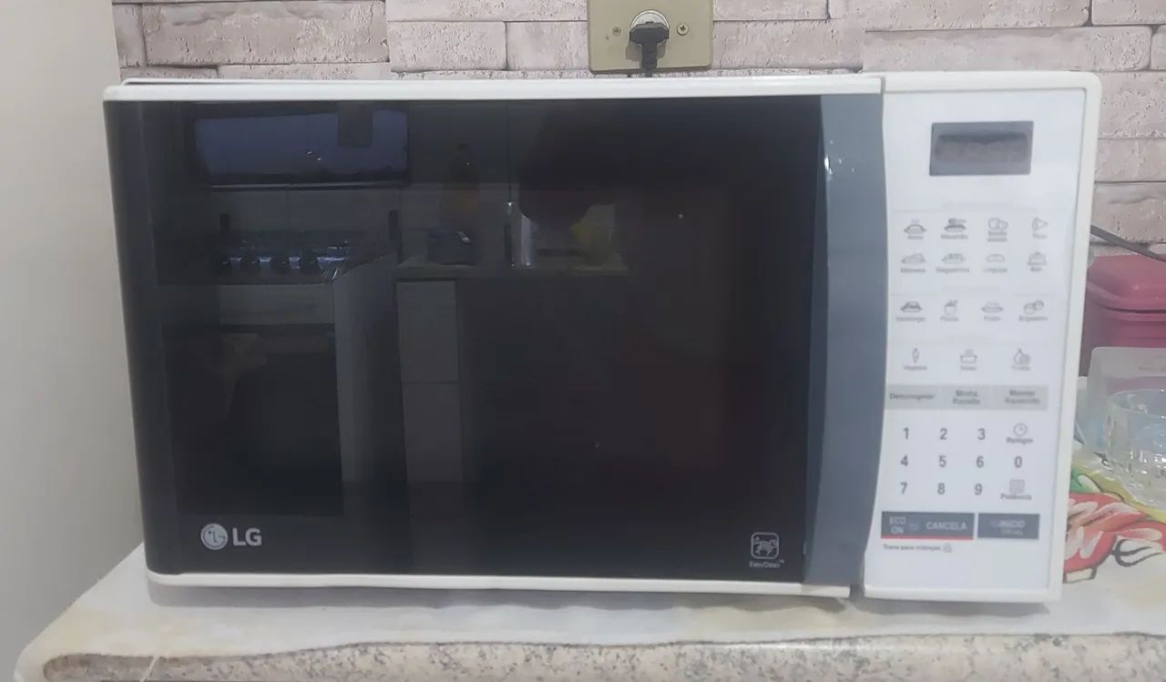 Microondas Panasonic 23 Litros Leia o anúncio  - Foto 4