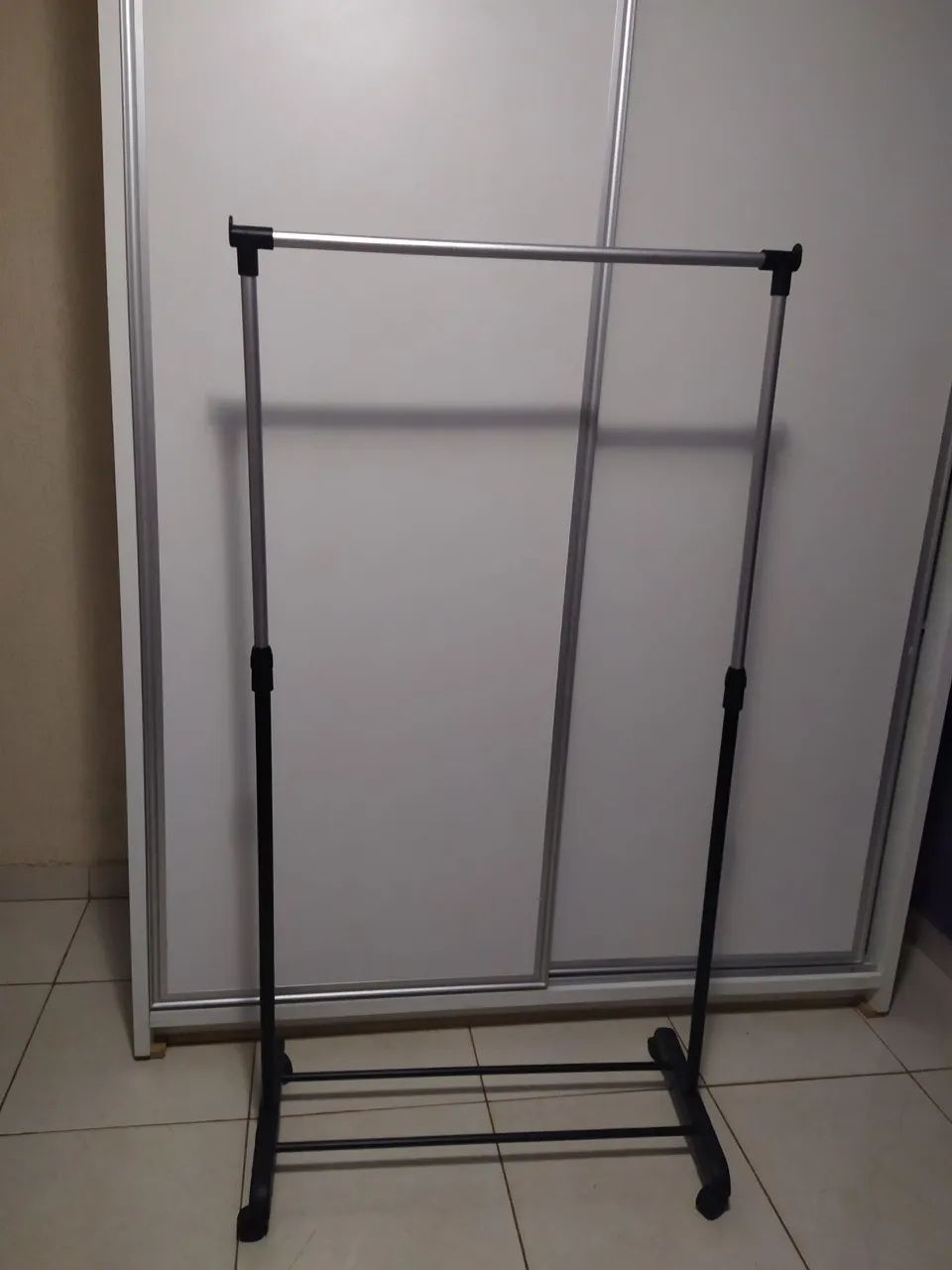 ARARÁ DE ROUPAS  - Foto 2