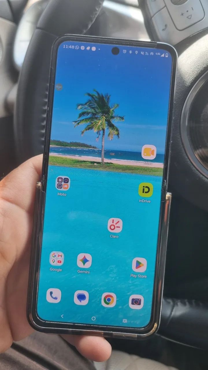 Moto Razr 50 Ultra  - Foto 4